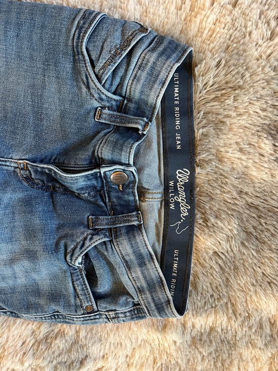 Wrangler Women's Dark Blue Flared Jeans - Picture 2 of 5